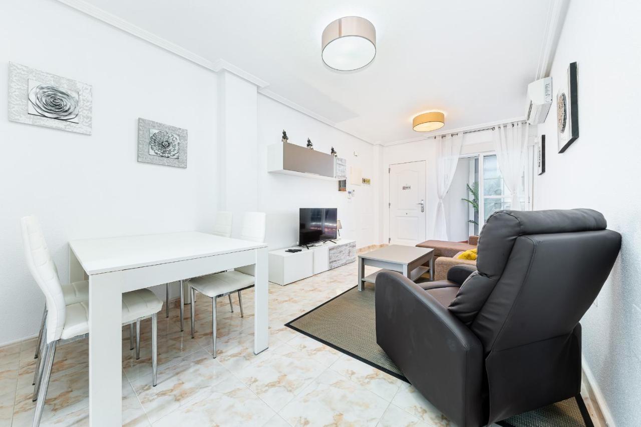 Playa Del Pinet Apartment La Marina Bagian luar foto