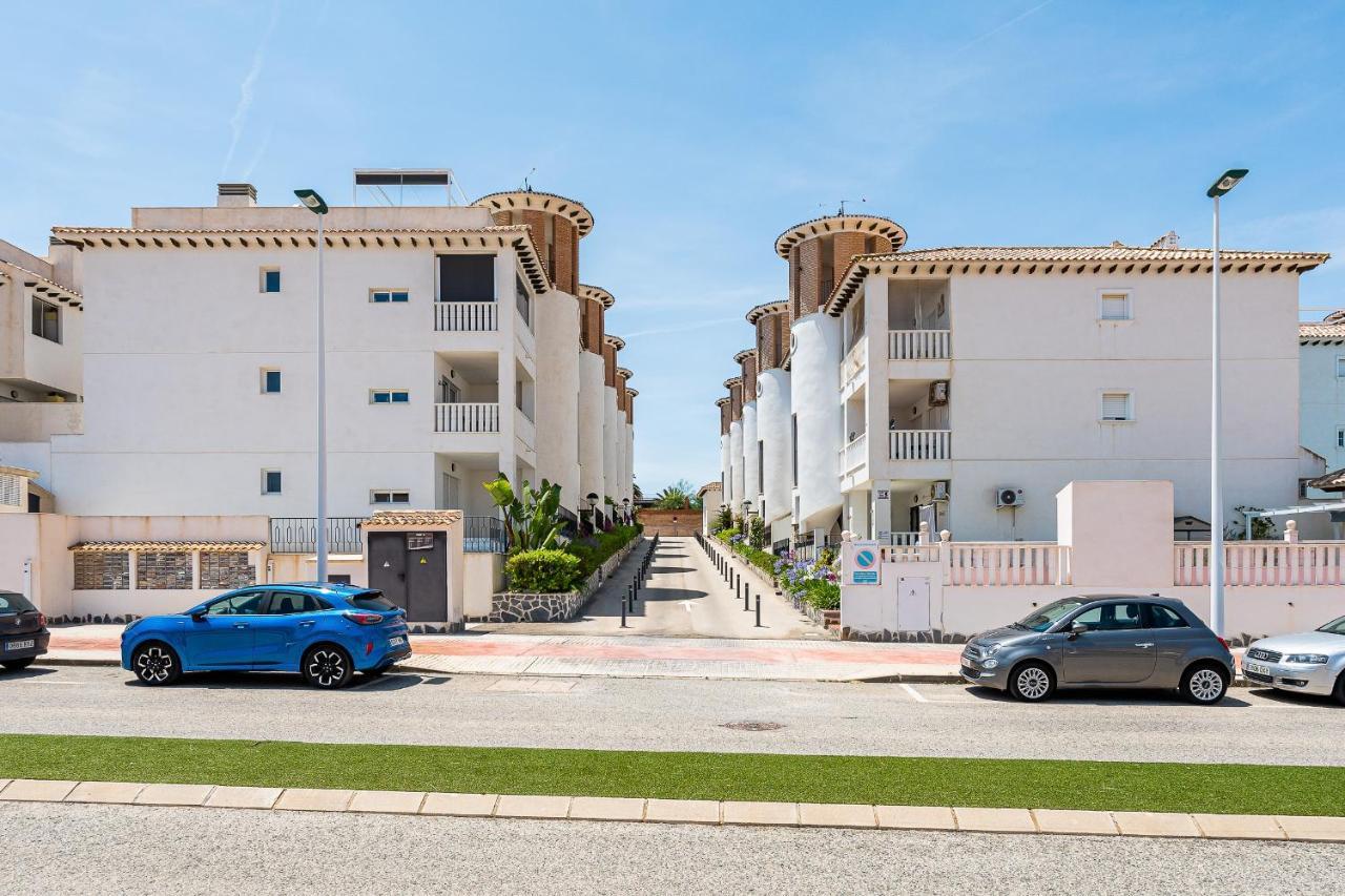 Playa Del Pinet Apartment La Marina Bagian luar foto