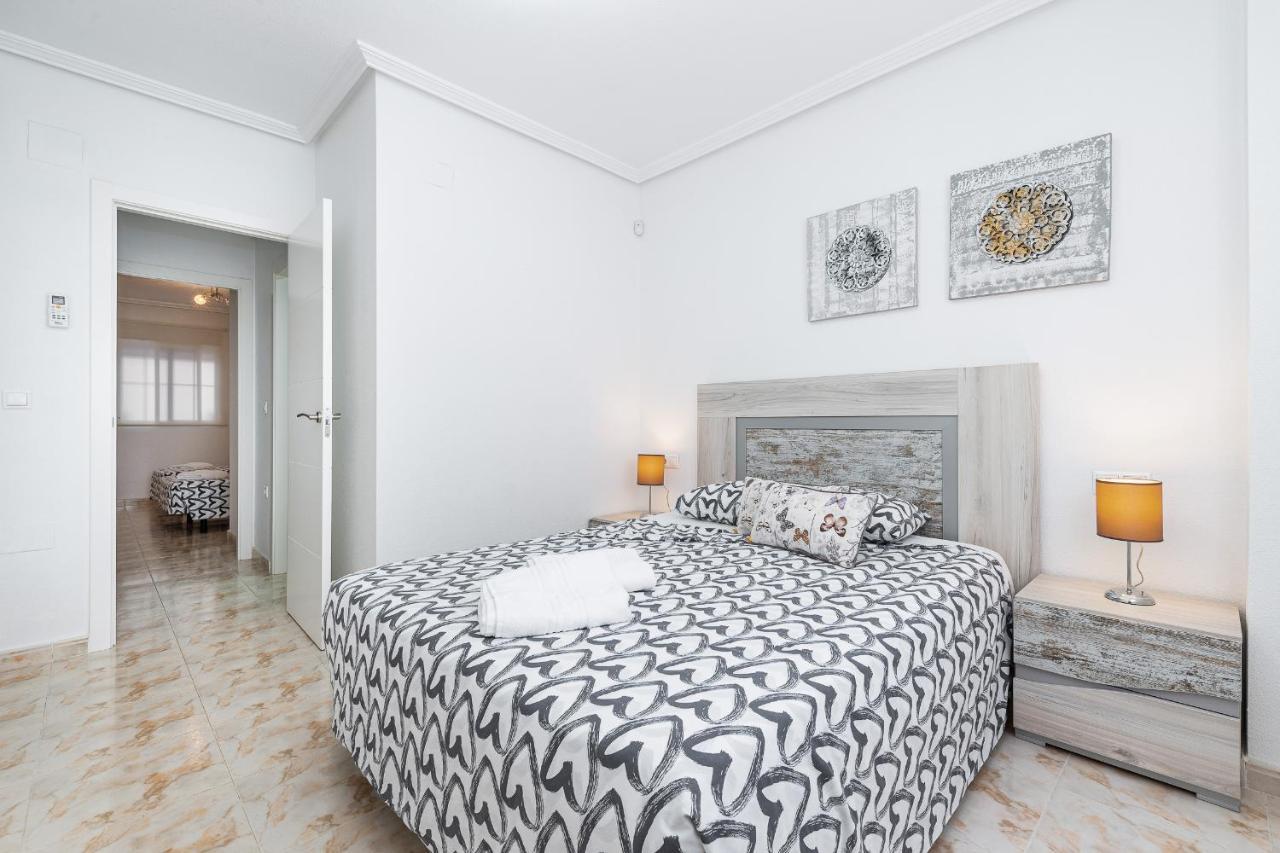 Playa Del Pinet Apartment La Marina Bagian luar foto